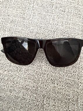Gucci Black Oversized Rectangular Sunglasses